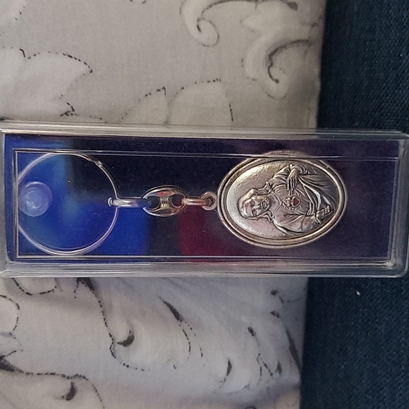 Sacred Heart Jesus Key Chain MADE IN ITALY - Picture 3 of 4